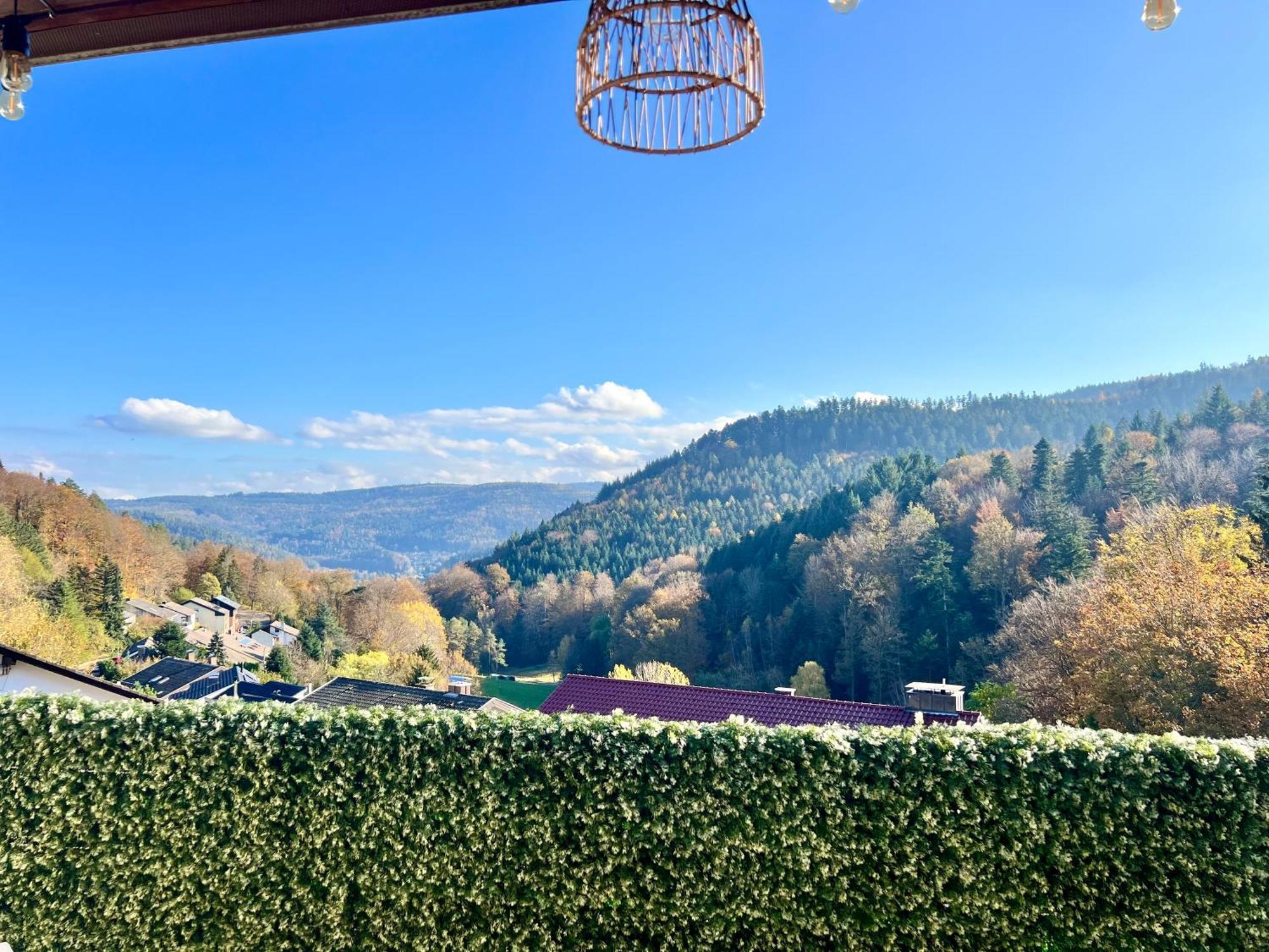 Wohnen Im Schwarzwald Mit Panoramablick Διαμέρισμα Bad Herrenalb Εξωτερικό φωτογραφία